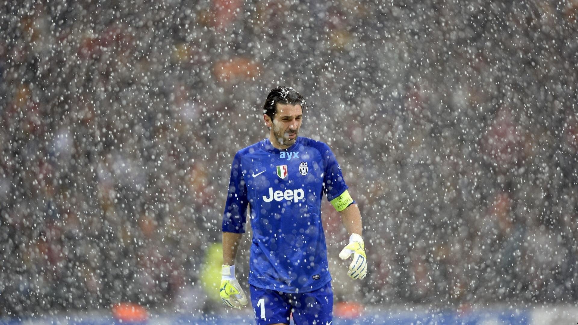 意甲新贵科莫瞄准巴萨门将佩尼亚,球员渴望亚平宁新挑战