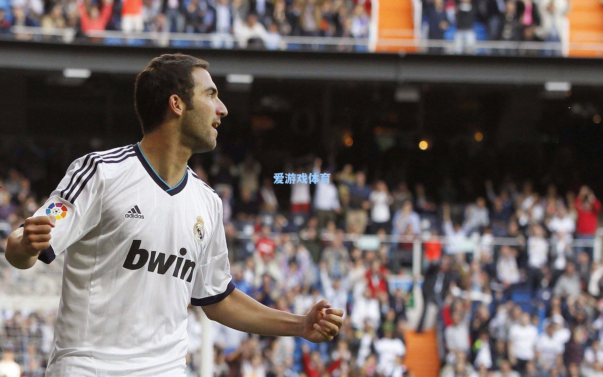 囧帅暗讽亚军之战玄机!萨里夺冠下课悖论,意甲命运交叉口的哲学拷问