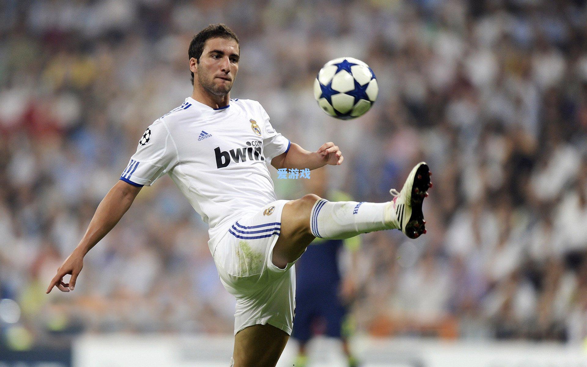 篮球智者，身披四色全明星战袍，保罗点石成金传奇依旧